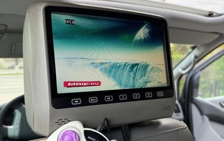 Hyundai Grand Starex Grand Starex I рестайлинг 2, 2014 год, 2 400 000 рублей, 38 фотография