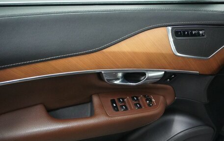Volvo XC90 II рестайлинг, 2018 год, 3 813 000 рублей, 11 фотография