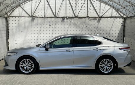 Toyota Camry, 2019 год, 2 990 000 рублей, 10 фотография