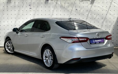 Toyota Camry, 2019 год, 2 990 000 рублей, 5 фотография