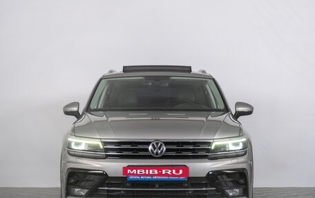 Volkswagen Tiguan II, 2018 год, 3 199 000 рублей, 4 фотография