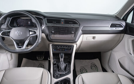 Volkswagen Tiguan II, 2018 год, 3 199 000 рублей, 11 фотография