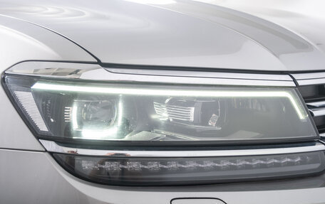 Volkswagen Tiguan II, 2018 год, 3 199 000 рублей, 24 фотография
