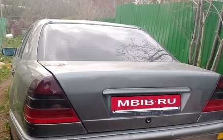 Mercedes-Benz C-Класс, 1999 год, 150 000 рублей, 2 фотография