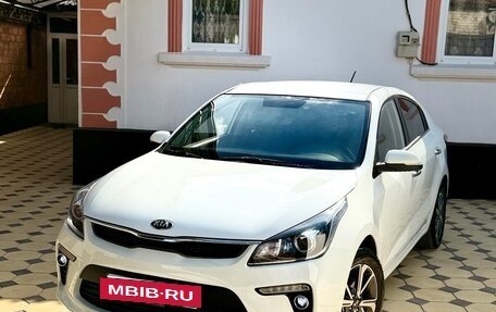 KIA Rio IV, 2019 год, 1 386 000 рублей, 2 фотография