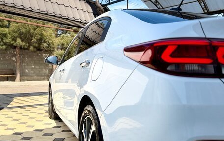 KIA Rio IV, 2019 год, 1 386 000 рублей, 10 фотография