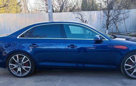 Audi A4, 2016 год, 2 000 000 рублей, 4 фотография