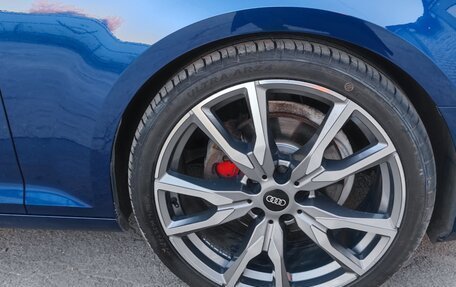 Audi A4, 2016 год, 2 000 000 рублей, 37 фотография