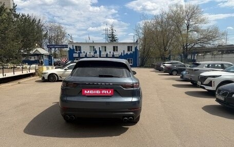 Porsche Cayenne III, 2018 год, 5 300 000 рублей, 2 фотография