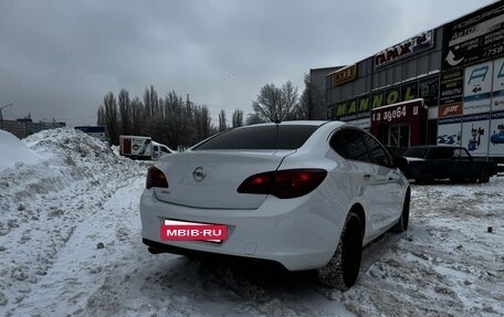 Opel Astra J, 2012 год, 800 000 рублей, 8 фотография