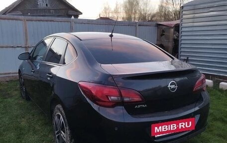 Opel Astra J, 2013 год, 750 000 рублей, 3 фотография