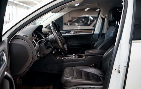 Volkswagen Touareg III, 2015 год, 3 332 000 рублей, 10 фотография