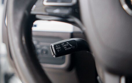 Volkswagen Touareg III, 2015 год, 3 332 000 рублей, 18 фотография