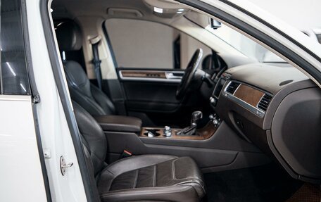 Volkswagen Touareg III, 2015 год, 3 332 000 рублей, 23 фотография