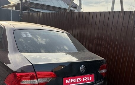 Skoda Superb III рестайлинг, 2014 год, 1 190 000 рублей, 5 фотография