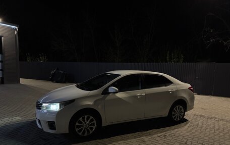 Toyota Corolla, 2013 год, 1 365 000 рублей, 2 фотография