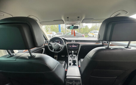 Volkswagen Passat B8 рестайлинг, 2018 год, 1 930 000 рублей, 7 фотография