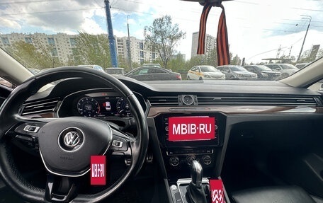 Volkswagen Passat B8 рестайлинг, 2018 год, 1 930 000 рублей, 5 фотография
