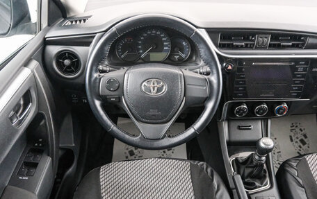 Toyota Corolla, 2017 год, 1 549 000 рублей, 15 фотография