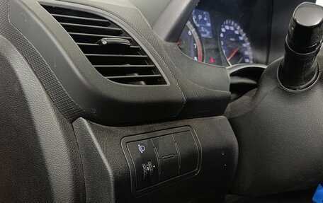 Hyundai Solaris II рестайлинг, 2015 год, 980 000 рублей, 10 фотография