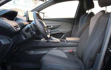 Peugeot 5008 II, 2023 год, 3 690 000 рублей, 3 фотография