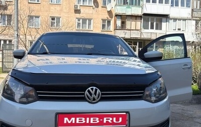 Volkswagen Polo VI (EU Market), 2015 год, 1 050 000 рублей, 1 фотография