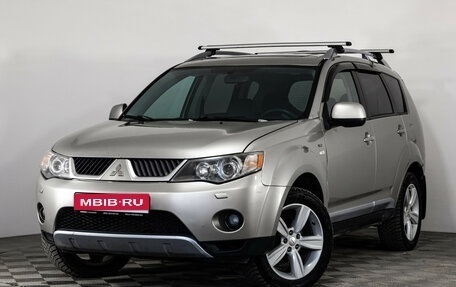 Mitsubishi Outlander III рестайлинг 3, 2007 год, 949 000 рублей, 1 фотография