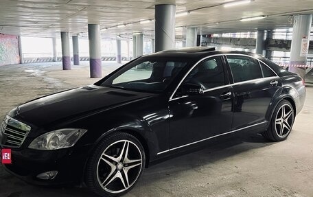 Mercedes-Benz S-Класс, 2005 год, 1 фотография