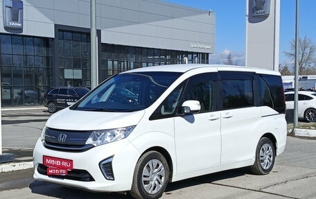 Honda Stepwgn IV, 2016 год, 1 900 000 рублей, 1 фотография