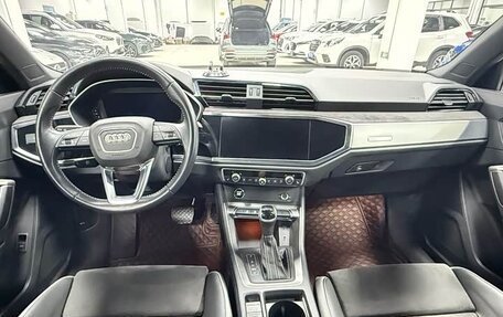 Audi Q3, 2022 год, 2 390 000 рублей, 11 фотография
