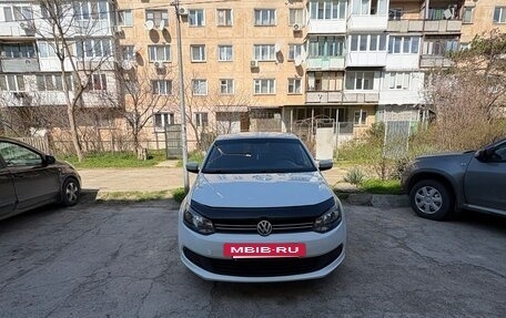 Volkswagen Polo VI (EU Market), 2015 год, 1 050 000 рублей, 3 фотография