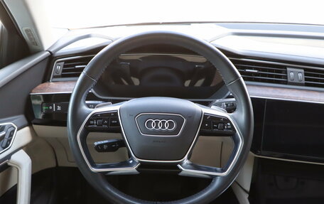 Audi e-tron I, 2019 год, 3 950 000 рублей, 10 фотография
