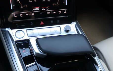 Audi e-tron I, 2019 год, 3 950 000 рублей, 15 фотография