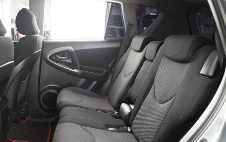 Toyota RAV4, 2006 год, 1 130 000 рублей, 8 фотография