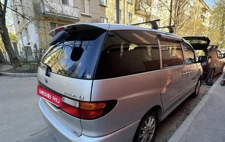 Toyota Estima III рестайлинг -2, 2001 год, 410 000 рублей, 2 фотография