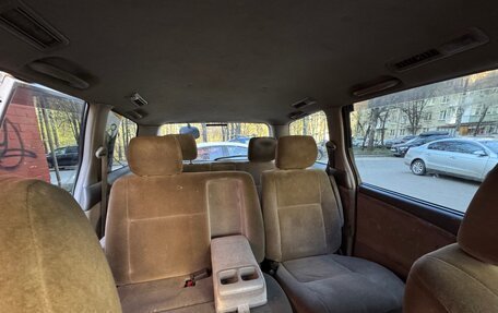 Toyota Estima III рестайлинг -2, 2001 год, 410 000 рублей, 24 фотография