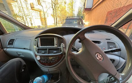 Toyota Estima III рестайлинг -2, 2001 год, 410 000 рублей, 27 фотография