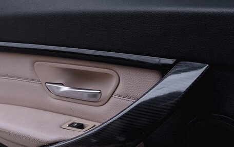 BMW 3 серия, 2016 год, 2 400 000 рублей, 14 фотография