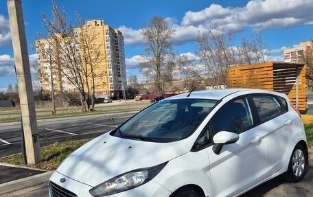Ford Fiesta, 2016 год, 1 050 000 рублей, 2 фотография