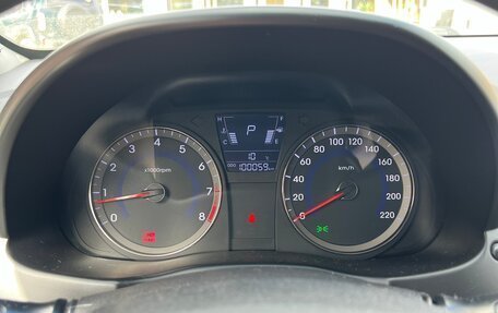 Hyundai Solaris II рестайлинг, 2013 год, 850 000 рублей, 5 фотография