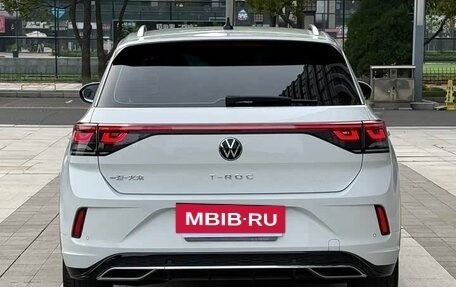 Volkswagen T-Roc I, 2023 год, 1 737 000 рублей, 5 фотография