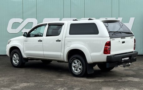 Toyota Hilux VII, 2014 год, 2 999 000 рублей, 2 фотография