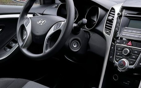 Hyundai i30 II рестайлинг, 2016 год, 912 000 рублей, 10 фотография