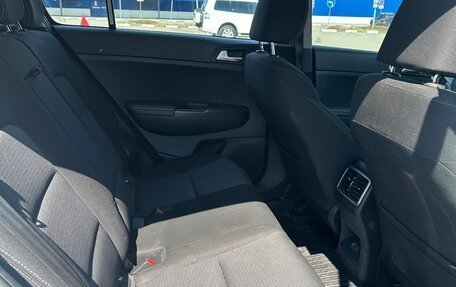 KIA Sportage IV рестайлинг, 2018 год, 2 350 000 рублей, 24 фотография