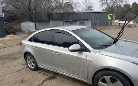 Chevrolet Cruze II, 2010 год, 599 999 рублей, 8 фотография