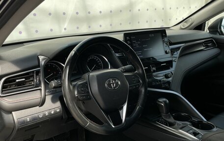 Toyota Camry, 2021 год, 3 470 000 рублей, 15 фотография