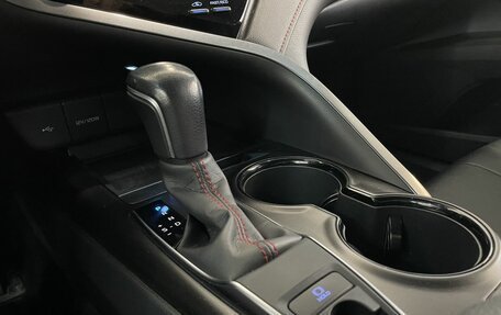 Toyota Camry, 2021 год, 3 470 000 рублей, 16 фотография