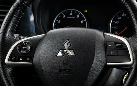 Mitsubishi Outlander III рестайлинг 3, 2015 год, 1 449 000 рублей, 11 фотография