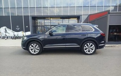 Volkswagen Touareg III, 2018 год, 4 550 000 рублей, 1 фотография