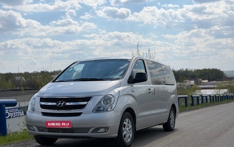 Hyundai Grand Starex Grand Starex I рестайлинг 2, 2008 год, 1 350 000 рублей, 1 фотография